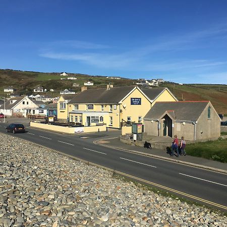 The Duke Of Edinburgh Inn Newgale Exterior foto