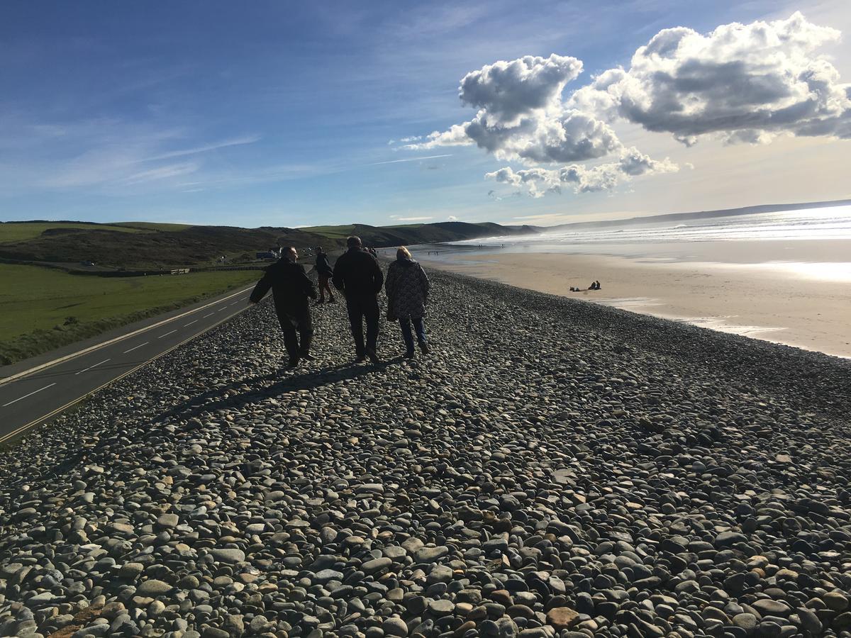 The Duke Of Edinburgh Inn Newgale Exterior foto